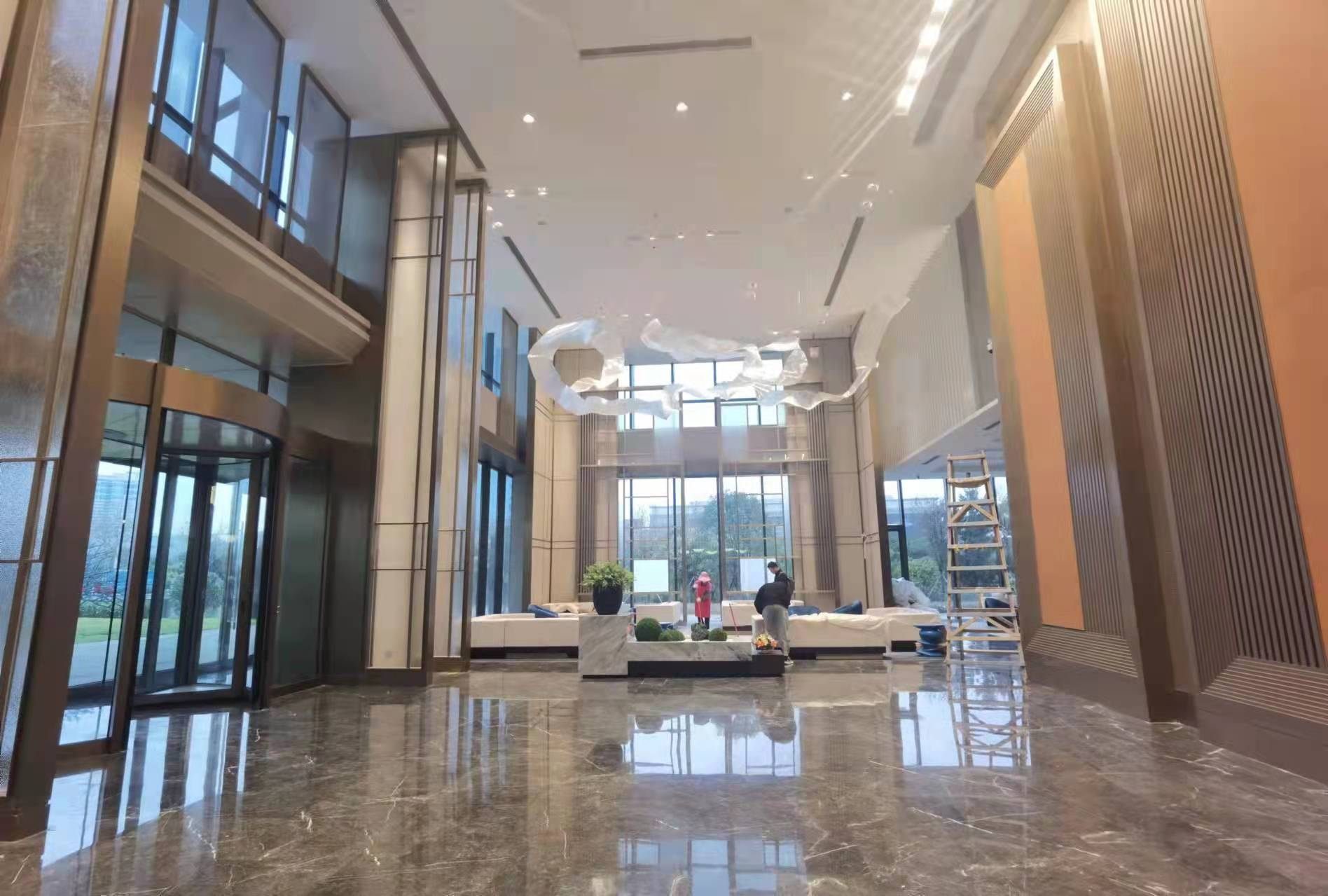 Polished marble interior application